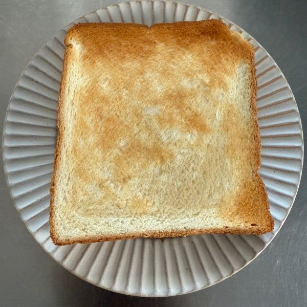 「ラップじゃもったいない」　肉も食パンもおいしくなる冷凍法に「感動」「試したい」