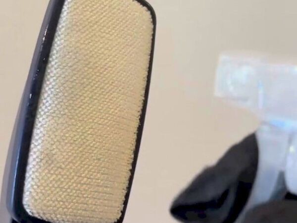 壁の汚れは100円ショップで対策！　まさかの効果に「ここまでとは」「絶対買う」