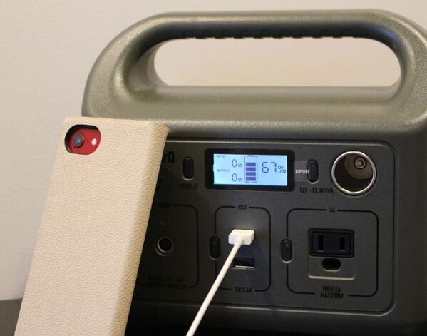 台風シーズンは停電への備えが大切！　企業が教える屋内と屋外の基本対策とは