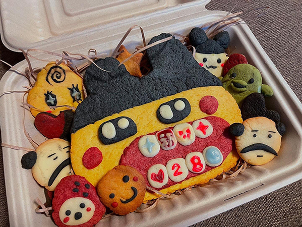 16歳の妹が28歳の姉に？　「愛があふれている」「天才ですか？」