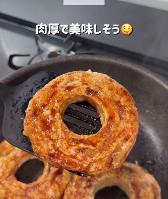 見た目そっくりすぎる…　『なんちゃってうなぎ』のレシピに「むしろこっち派」