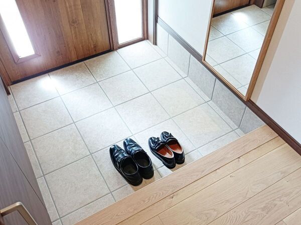 「玄関が臭わなくなった！」　企業の助言に「すぐやる」「試してみる」