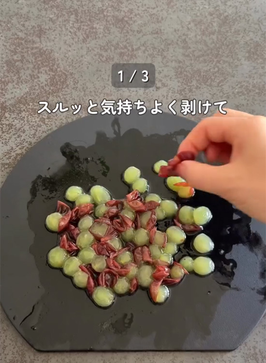 キウイの皮を剥くなら真似して！　母の『裏ワザ』に「こうすればよかったんだ」