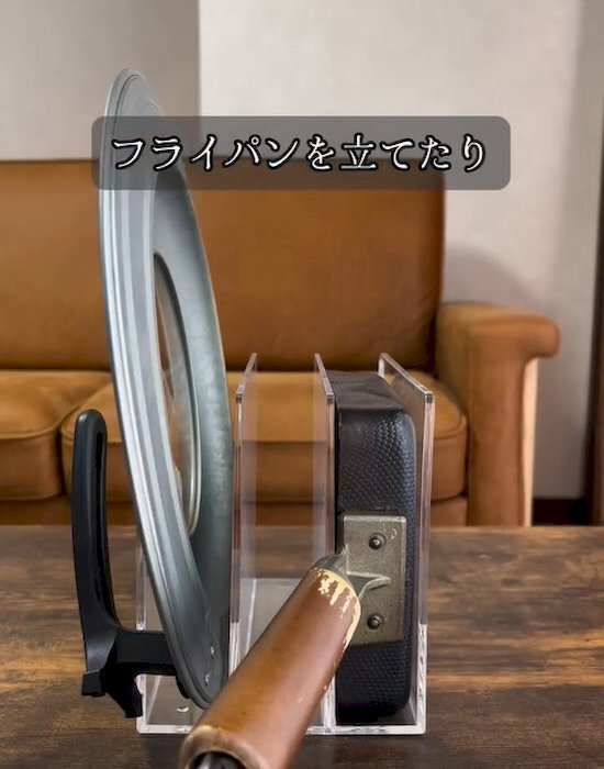 アクリルスタンドをキッチンで使うと？　「その発想はなかった」「真似したい」