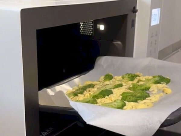 「これブロッコリーなの？」　驚きのおつまみに「映える」「おいしそう」