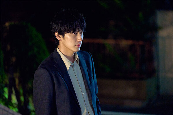 ネルラの言葉にゾッ…ネルラの叔父がつけるエプロンの文字が気になる　『しあわせな結婚』第4話