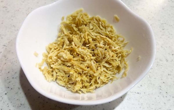 『ゆかり』と一緒に混ぜたのは…？　相性抜群の食材に「ずっとこれにして！」「弁当にもいい」