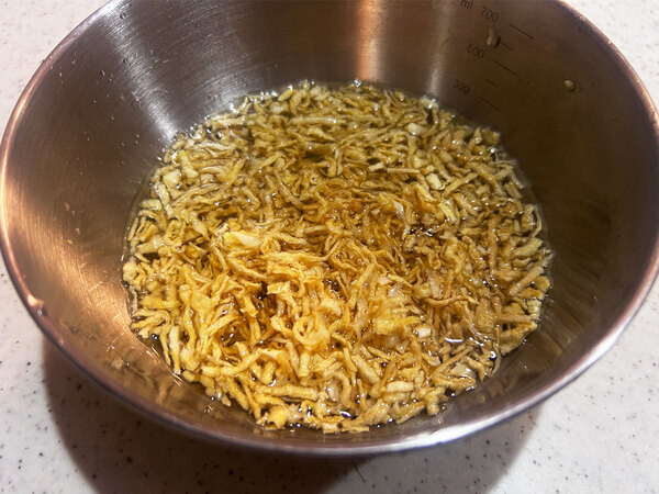 『ゆかり』と一緒に混ぜたのは…？　相性抜群の食材に「ずっとこれにして！」「弁当にもいい」