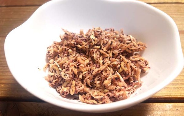 『ゆかり』と一緒に混ぜたのは…？　相性抜群の食材に「ずっとこれにして！」「弁当にもいい」