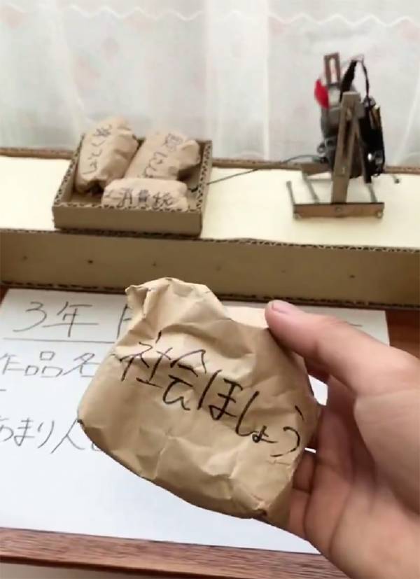 「風刺が利いていて、ナイスな工作」　自由研究の内容に45万『いいね』