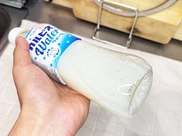 夏に作ろう！　ペットボトルでそのままゼリーが「斬新すぎる！」