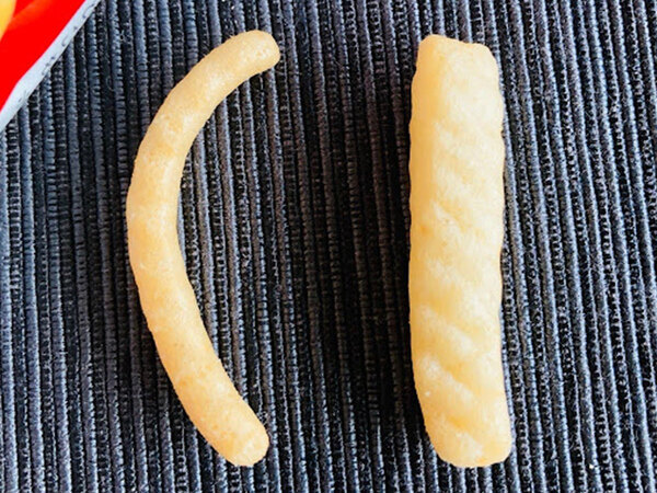 『かっぱえびせん』に混ざっている『極端に細い1本』は何？　カルビーに聞いてみたら…