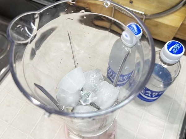 【これ作るためにスポーツドリンク買う】話題の夏ドリンクの作り方