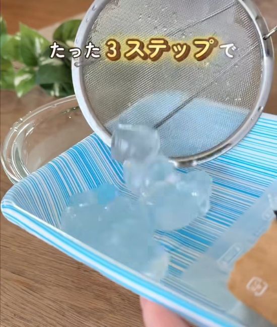 「くっ付いたわらび餅がほぐれた！」　簡単テクに「見た目もきれい」「夏ずっとやる」