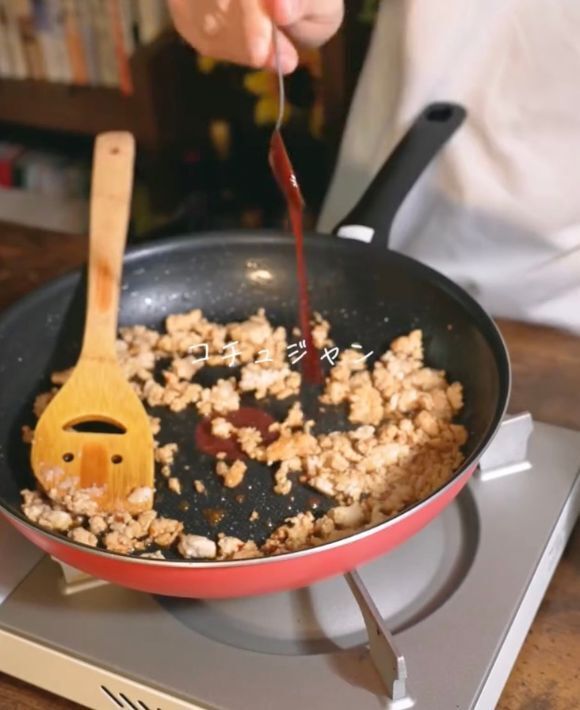 「そうめんが担々麺に？」　豆乳アレンジに「夏にぴったり」「飽きない味」