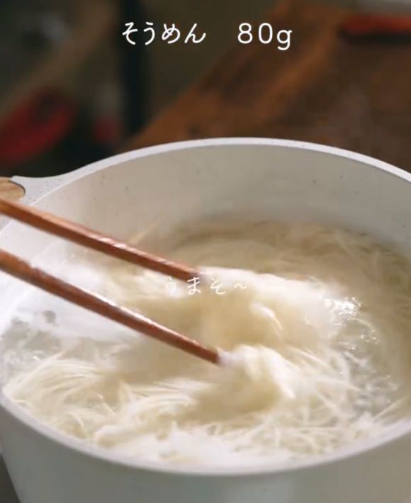 「そうめんが担々麺に？」　豆乳アレンジに「夏にぴったり」「飽きない味」