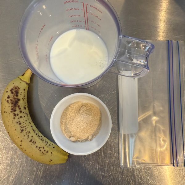 バナナを袋に入れてもむと？　濃厚アイスに「想像以上」「やみつき」