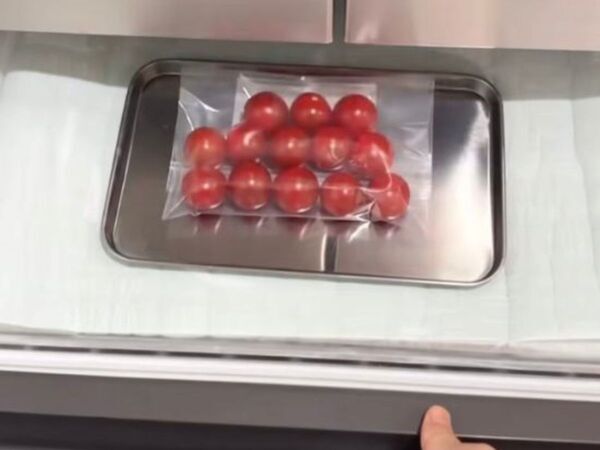 トマトが大量にあっても困らない！　冷凍、冷蔵、時短の4つの裏技がすごい