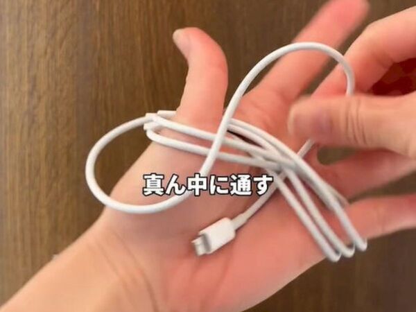 ケーブルの整理術『8の字巻き』とは？　収納も使用もスムーズにできる方法に「便利すぎる」