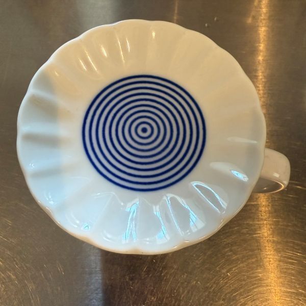 麦茶パックにお湯を少量入れて牛乳を加えると…？　意外な味に「なんと」