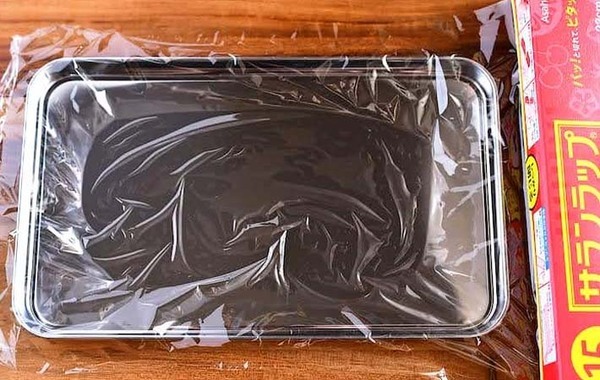 「簡単でおいしい」「罪悪感なし！」　キウイを冷凍庫に入れてできたのは…