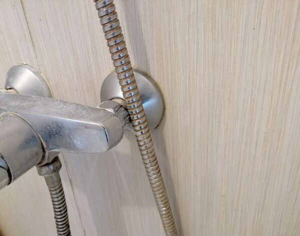 シャワーが止まらない！　水漏れが起きた時のチェックポイント