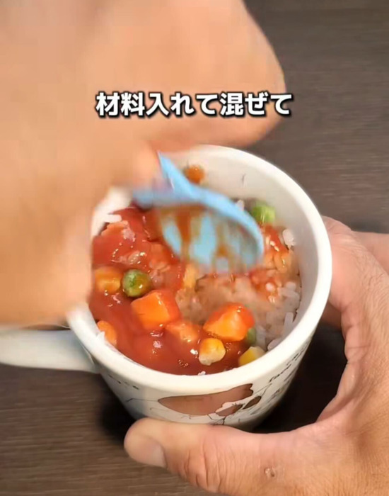 「洗い物がマグカップだけ」　オムライスの作り方に「天才」「真似する」