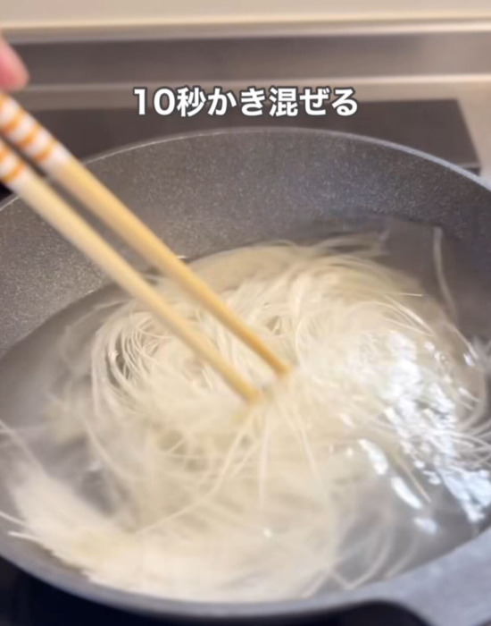 「めんつゆに飽きてた」　そうめんの新アレンジに「最高」「夏ずっとやる」