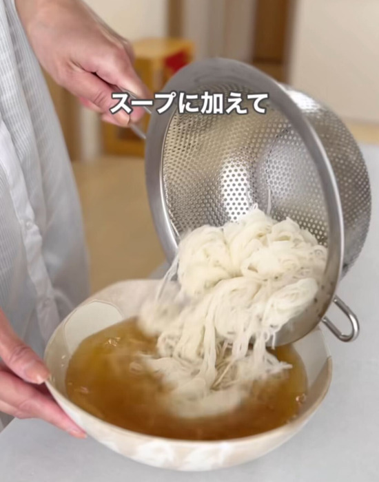 「めんつゆに飽きてた」　そうめんの新アレンジに「最高」「夏ずっとやる」