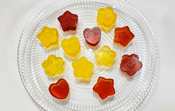 「つまらない夏休み」を笑顔に変える！　自由研究に作りたいグミに「子供がワクワク」