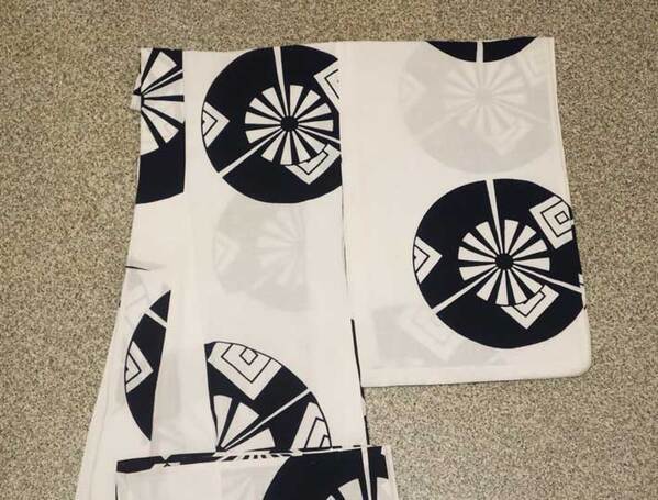 浴衣に洗剤をかけたら…　洗濯後の姿に「こんな感じだったっけ？」