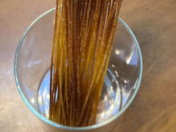 「おやつがない…」　乾燥パスタのひと工夫に「助かる」「真似する」