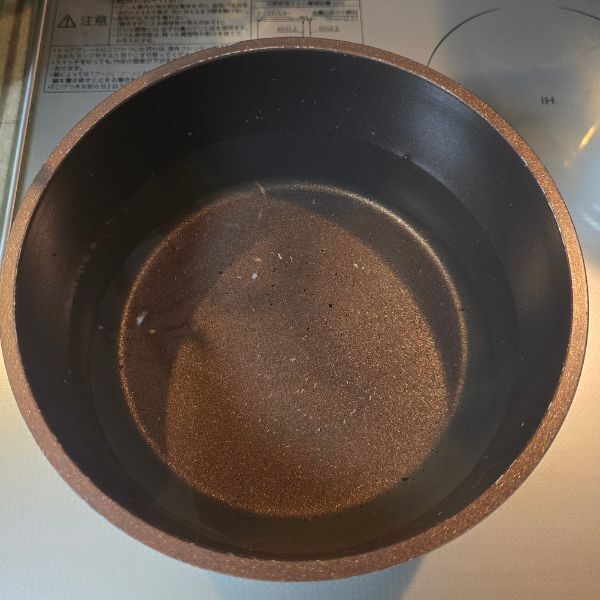 麺をゆでる時に牛乳を入れると？　仕上がりに「全然くっ付かない」「感動した」