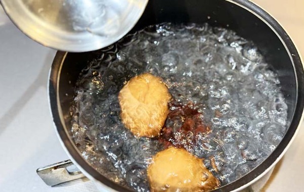 【卵料理の正解が出た】ゆで卵を焼いて…　驚きのレシピに「家族から歓声が上がった」