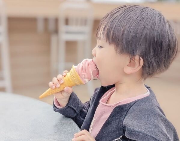 猛暑のアイスに『あるお願い』　3歳の言葉に「かわいすぎる」「笑った」【4選】