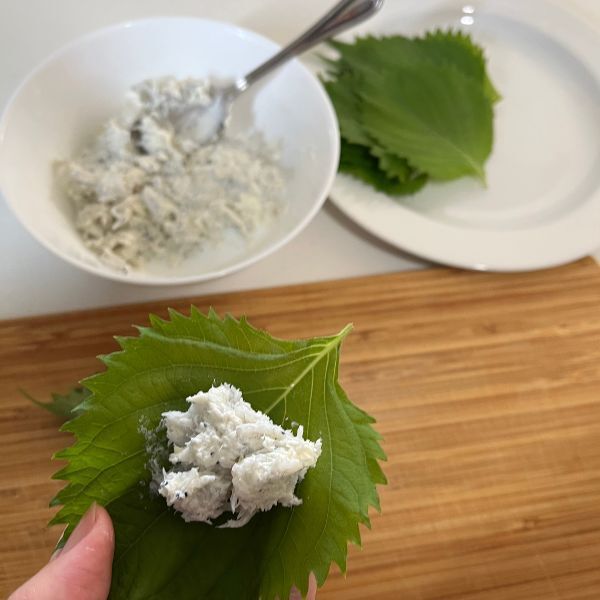 大葉のクリームチーズ揚げに「サクサク香ばしい」「とろける幸せ」