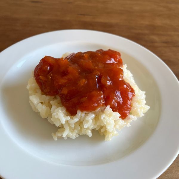 炊飯器に『6Pチーズ』を入れて炊くと？　「めっちゃおいしい！」