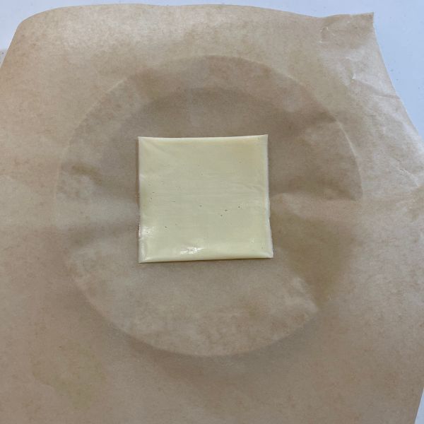 炊飯器に『6Pチーズ』を入れて炊くと？　「めっちゃおいしい！」