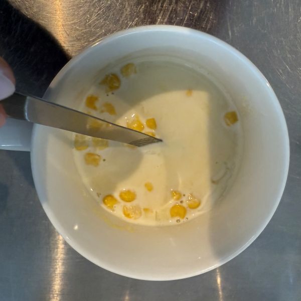 スクランブルエッグがふわとろに！　意外な隠し味に「まじか」「知らなかった」