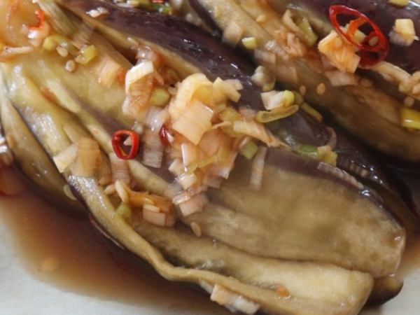 ナスをレンジで加熱すると？　仕上がりに「とろとろ」「やみつき確定」