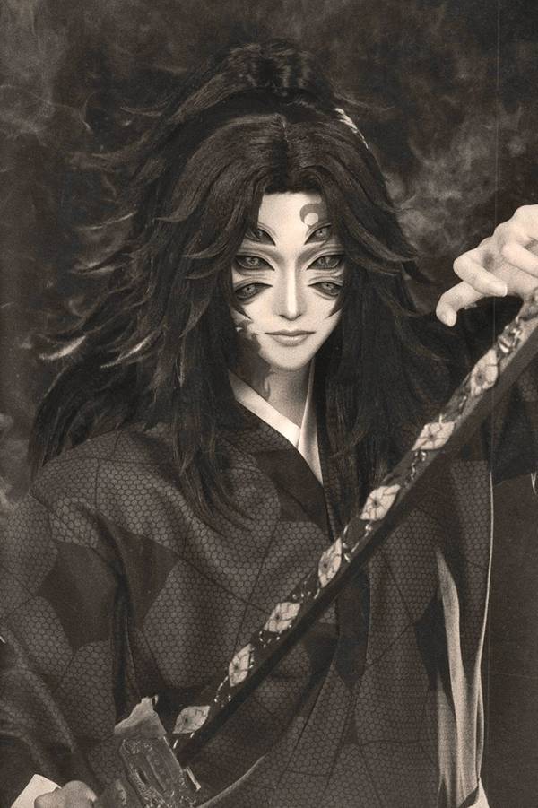 「鬼の姿をとらえた写真」　上弦の壱の1枚に「まって、本物じゃない…？」