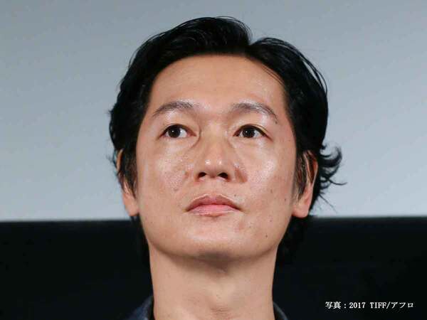 井浦新「雪の中で撮りたくて…」　約30年前の姿に「カッコいい！」「尊敬が止まらない」