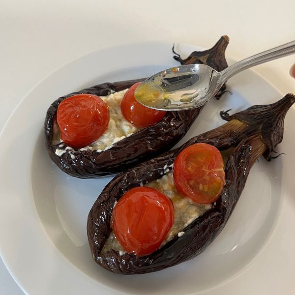 「こんな食べ方あったんだ」　ナスとチーズの新定番に「まろやかすぎ」「絶対試す」