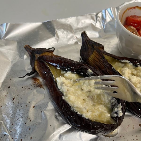 「こんな食べ方あったんだ」　ナスとチーズの新定番に「まろやかすぎ」「絶対試す」