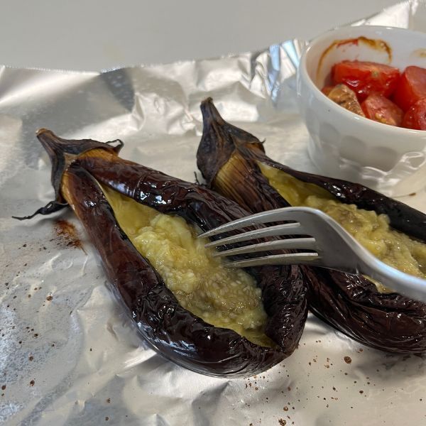 「こんな食べ方あったんだ」　ナスとチーズの新定番に「まろやかすぎ」「絶対試す」