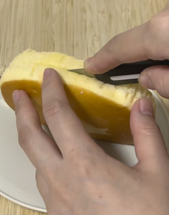 パンとアイスのアレンジに「最高」「おいしすぎ」　凍らせたら夏の定番！