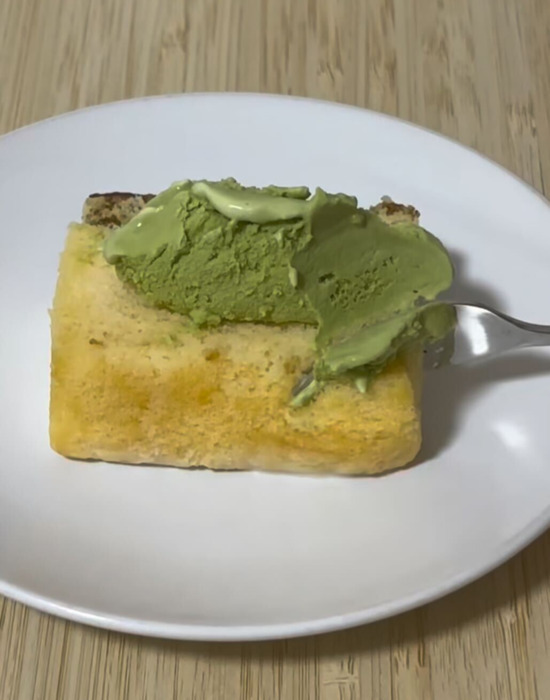 パンとアイスのアレンジに「最高」「おいしすぎ」　凍らせたら夏の定番！