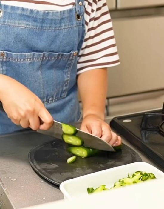 キュウリを冷凍すると？　味しみ副菜に「最高」「すぐ作る」