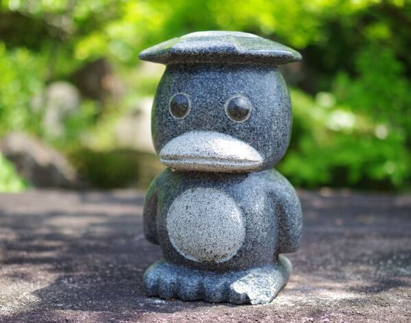 防波堤に流れ着いた手紙　送り主は河童？　内容に「胸に刺さる」「意外すぎ」【4選】