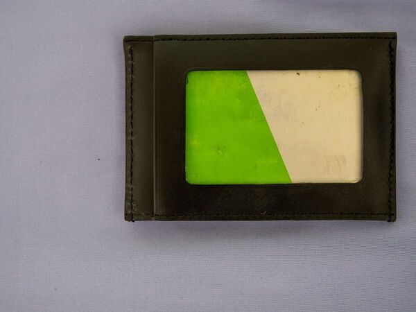 レジでSuicaをスライド？　店員の反応に「分かる」「笑った」【4選】